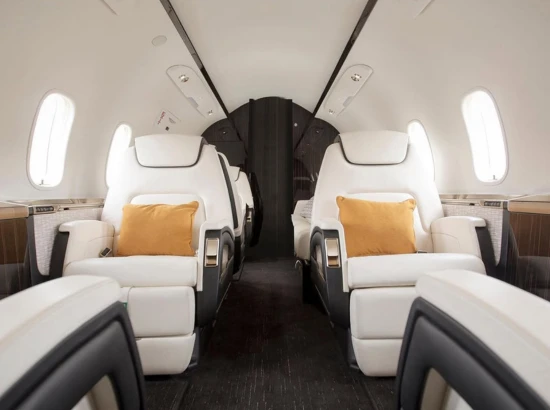 Bombardier_Challeger_350-2