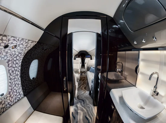 Cessna_Citation_Longitude-4