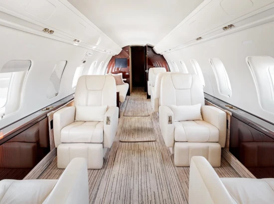 HEAVY JETS - Bombardier Challenger 605 (2)