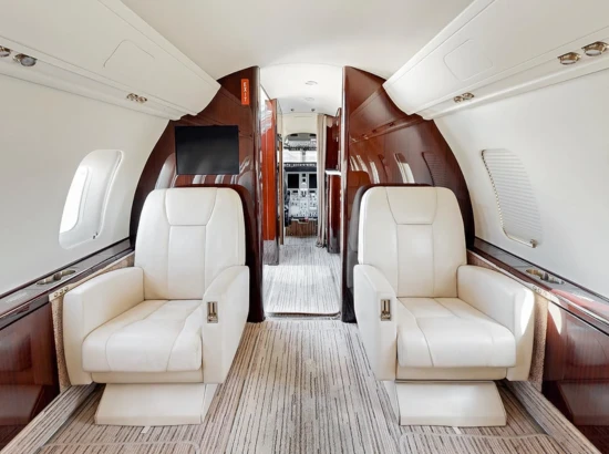 HEAVY JETS - Bombardier Challenger 605 (4)