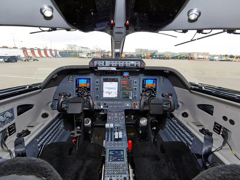 Piaggio Avanti P.180 (2)